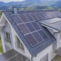panneaux-photovoltaiques-toiture